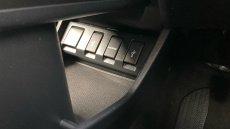 Honda HR-V 1.5 i-VTEC SE Navi 5dr Petrol Hatchback